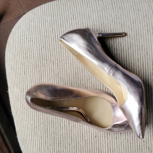 Size - Picture 3 of 4